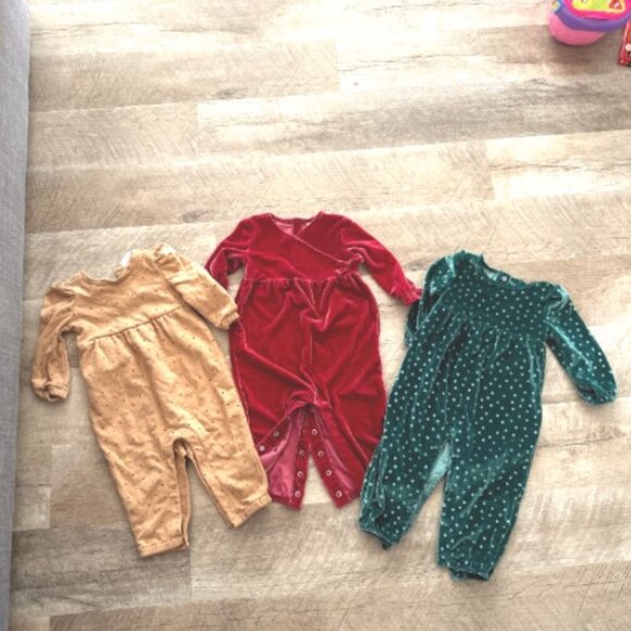 GAP 12 Mos Lot of Baby Girl Rompers - [Sizes 12mo, 12mo, 6-12mo]